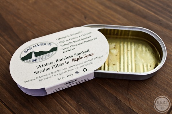 sardine salad with greens and pita chips