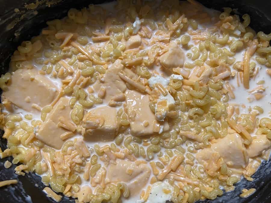Slow Cooker Baked Mac and Cheese