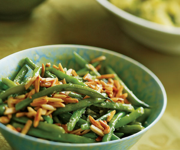 WHY WE LOVE THIS RECIPE FOR ROASTED GREEN BEANS?