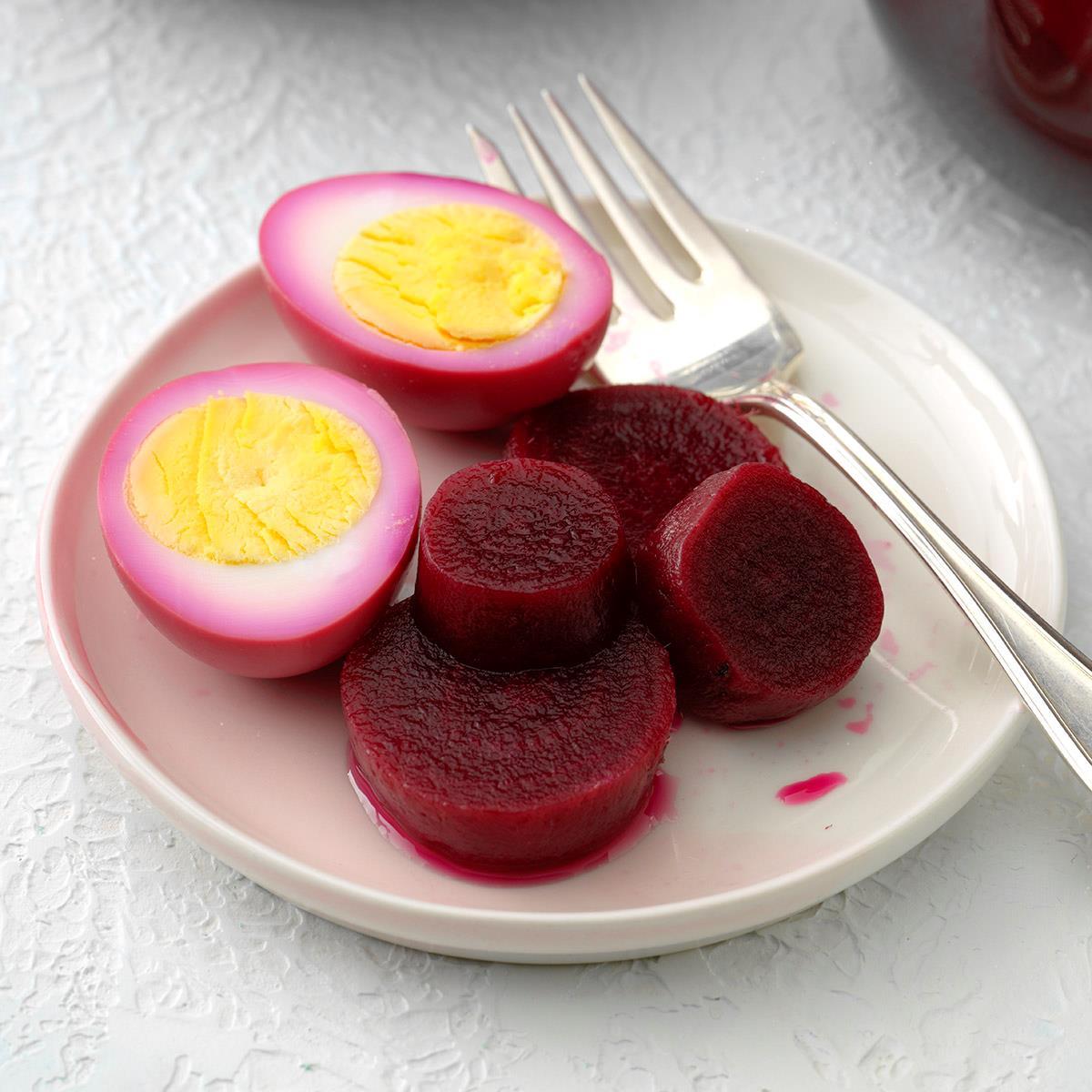 Pickled Eggs with Beets Recipe: How to Make It