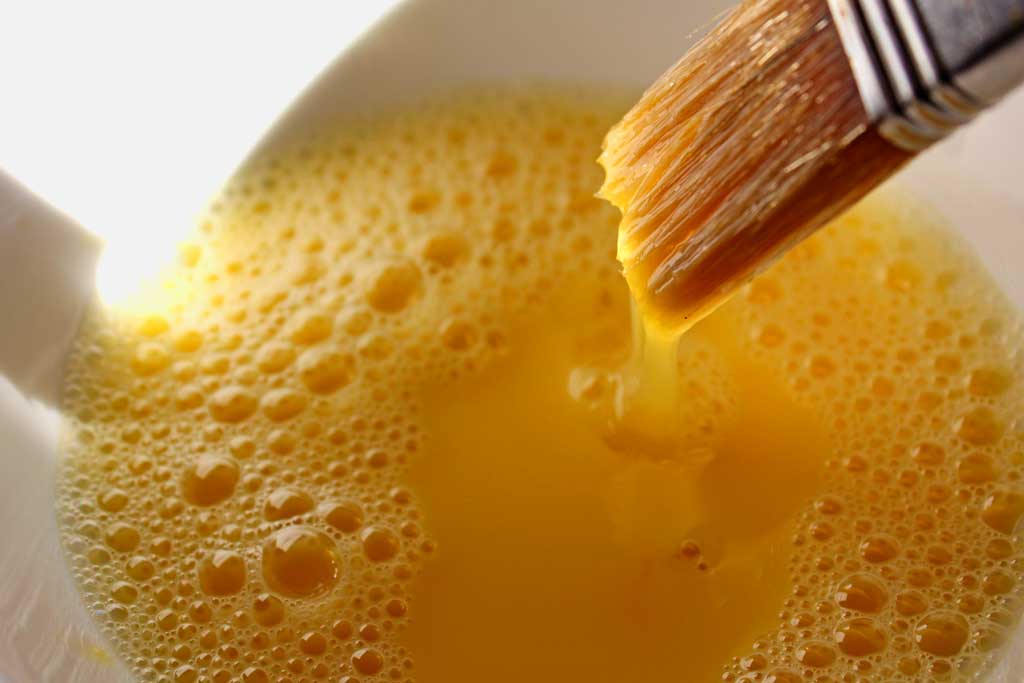 What is an Egg Wash and How To Use It