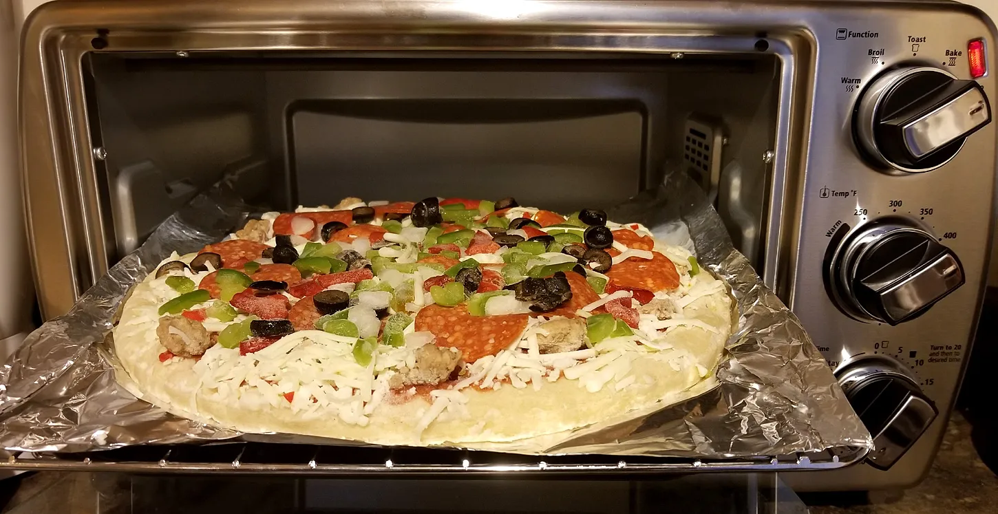 3 Easy Ways to Reheat Frozen Pizza